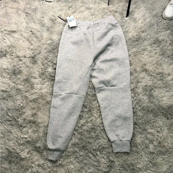 Nike Heather Gray Sweatpants with Black Details